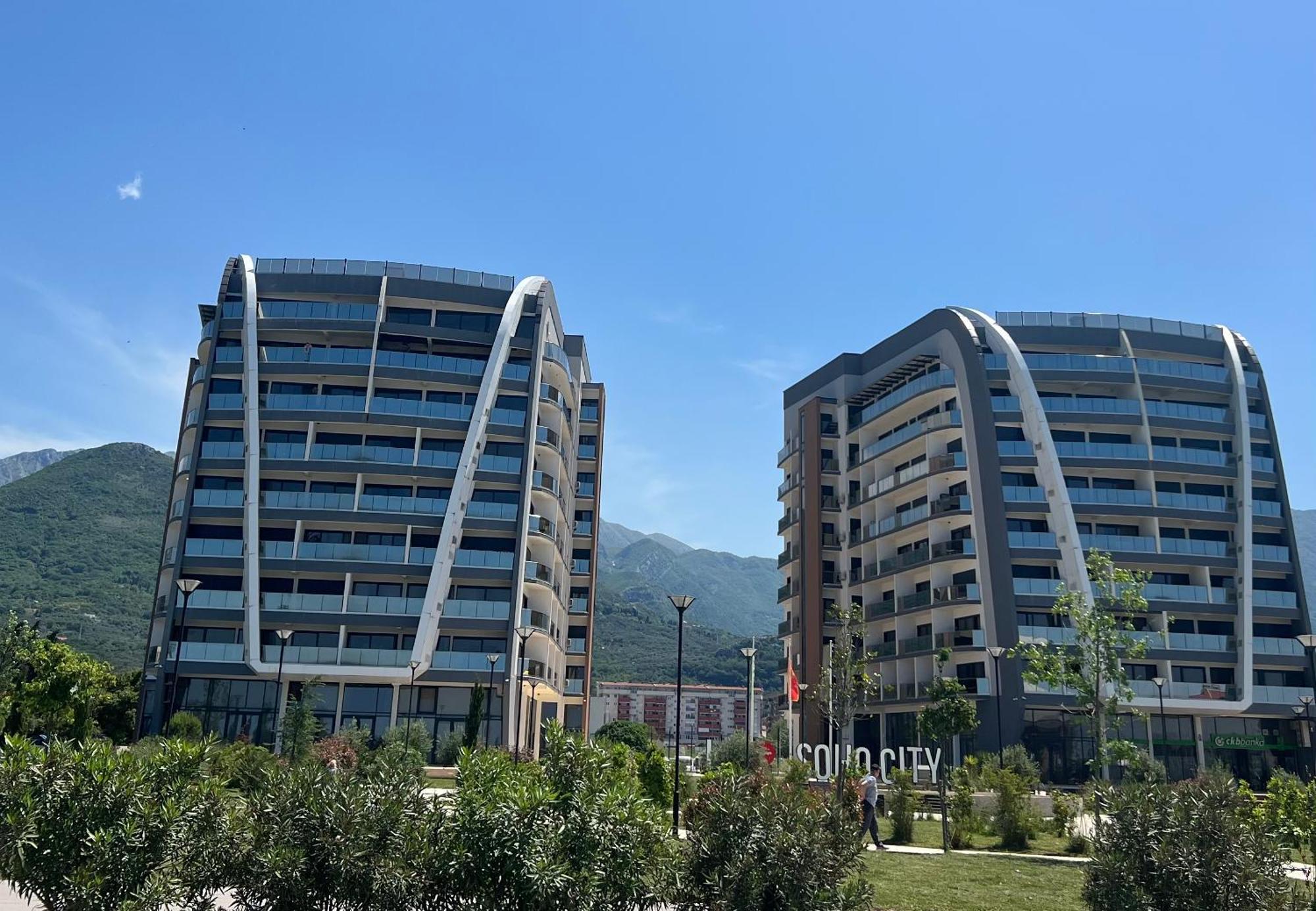 Emza Sea View Apartment Bar Bagian luar foto